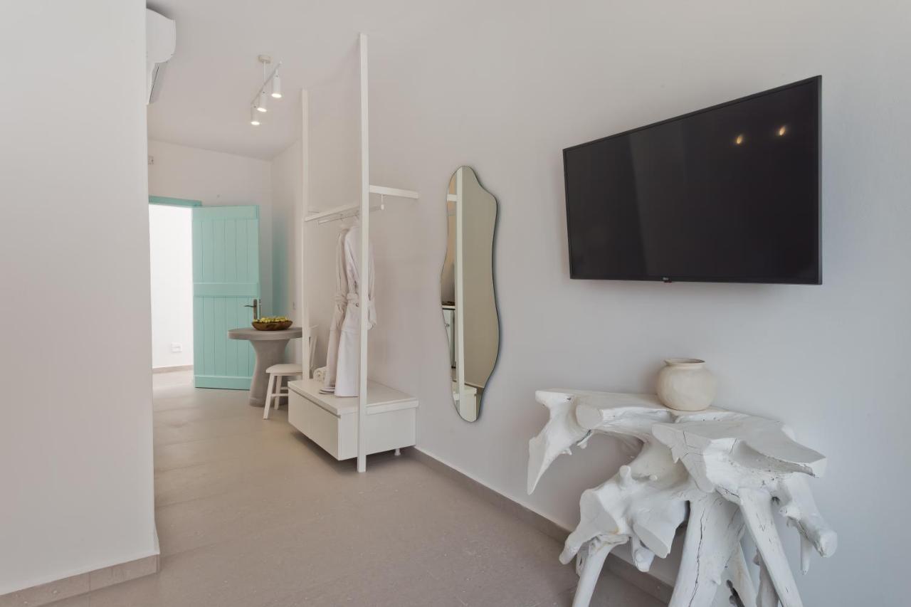 Enilion Luxury Suites Kyra Panagia Buitenkant foto