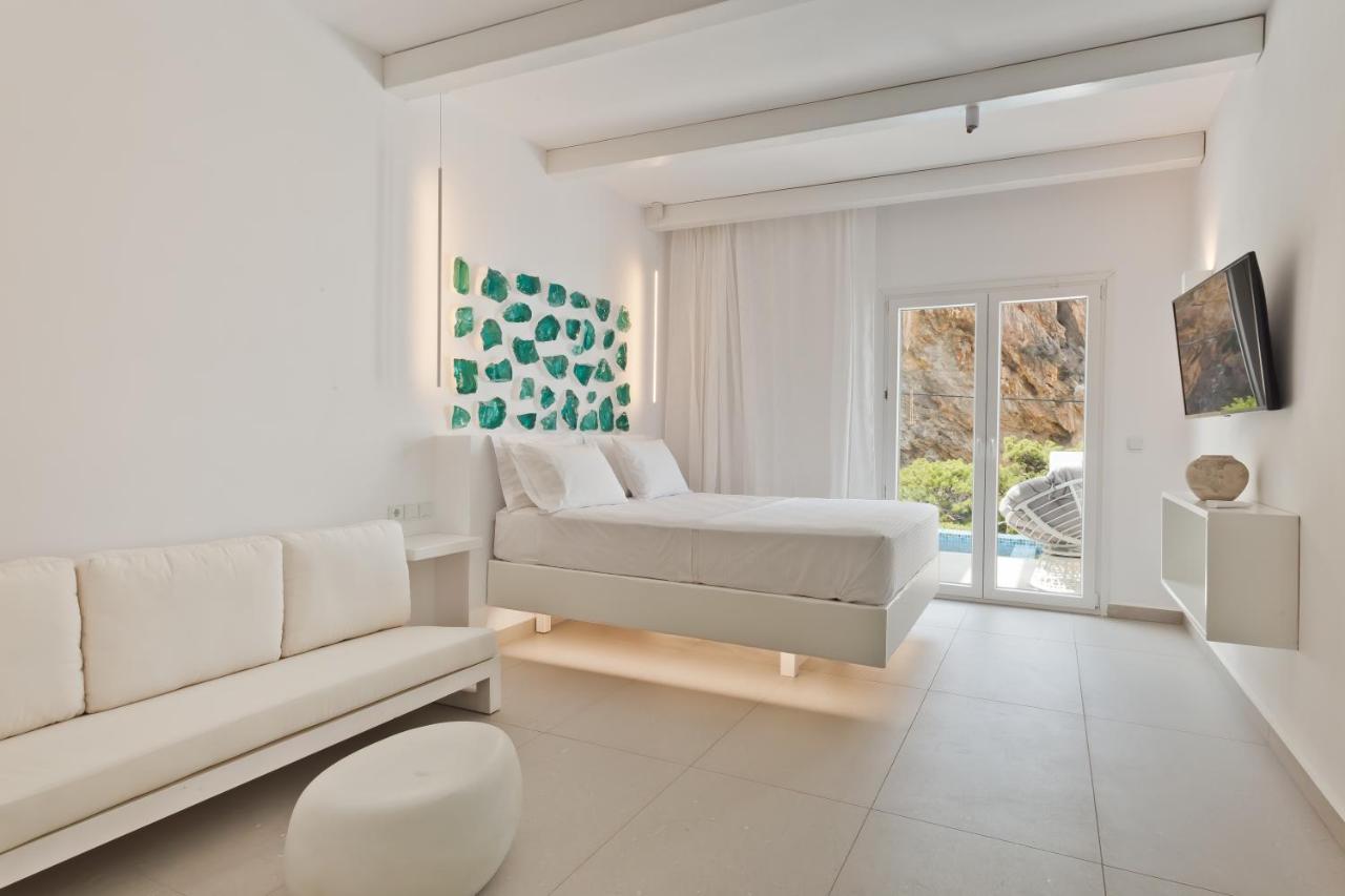 Enilion Luxury Suites Kyra Panagia Buitenkant foto