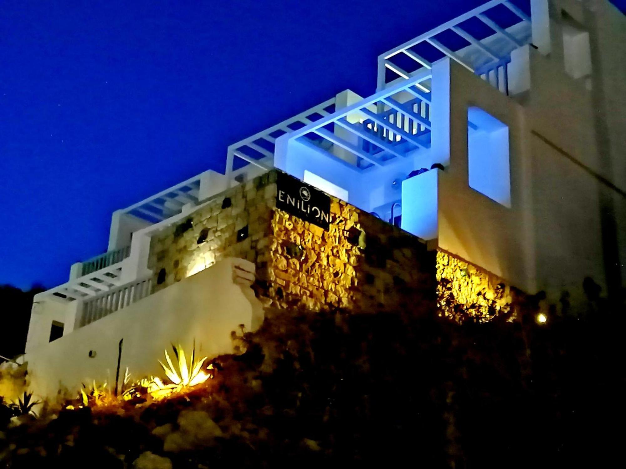 Enilion Luxury Suites Kyra Panagia Buitenkant foto