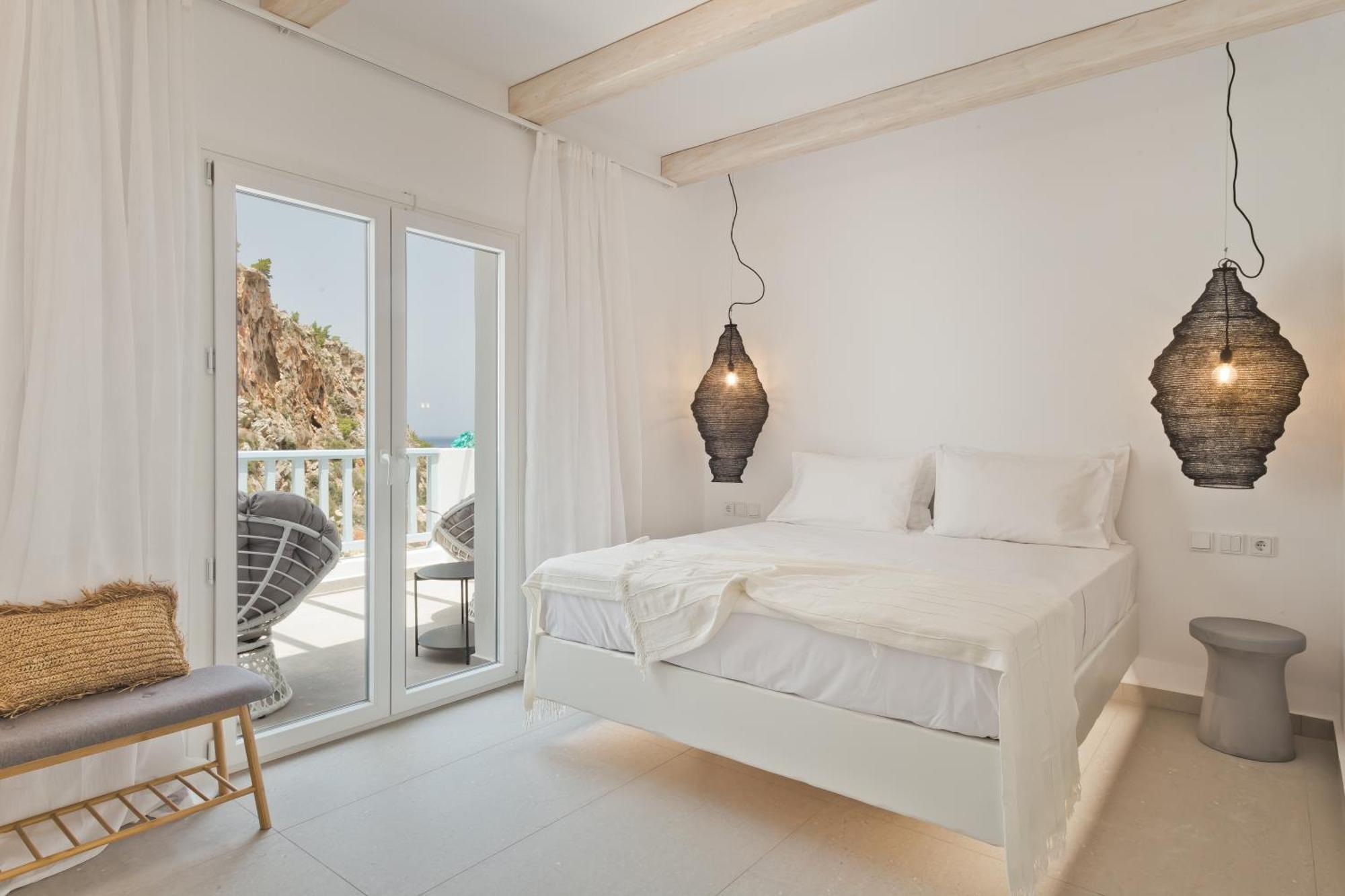 Enilion Luxury Suites Kyra Panagia Buitenkant foto
