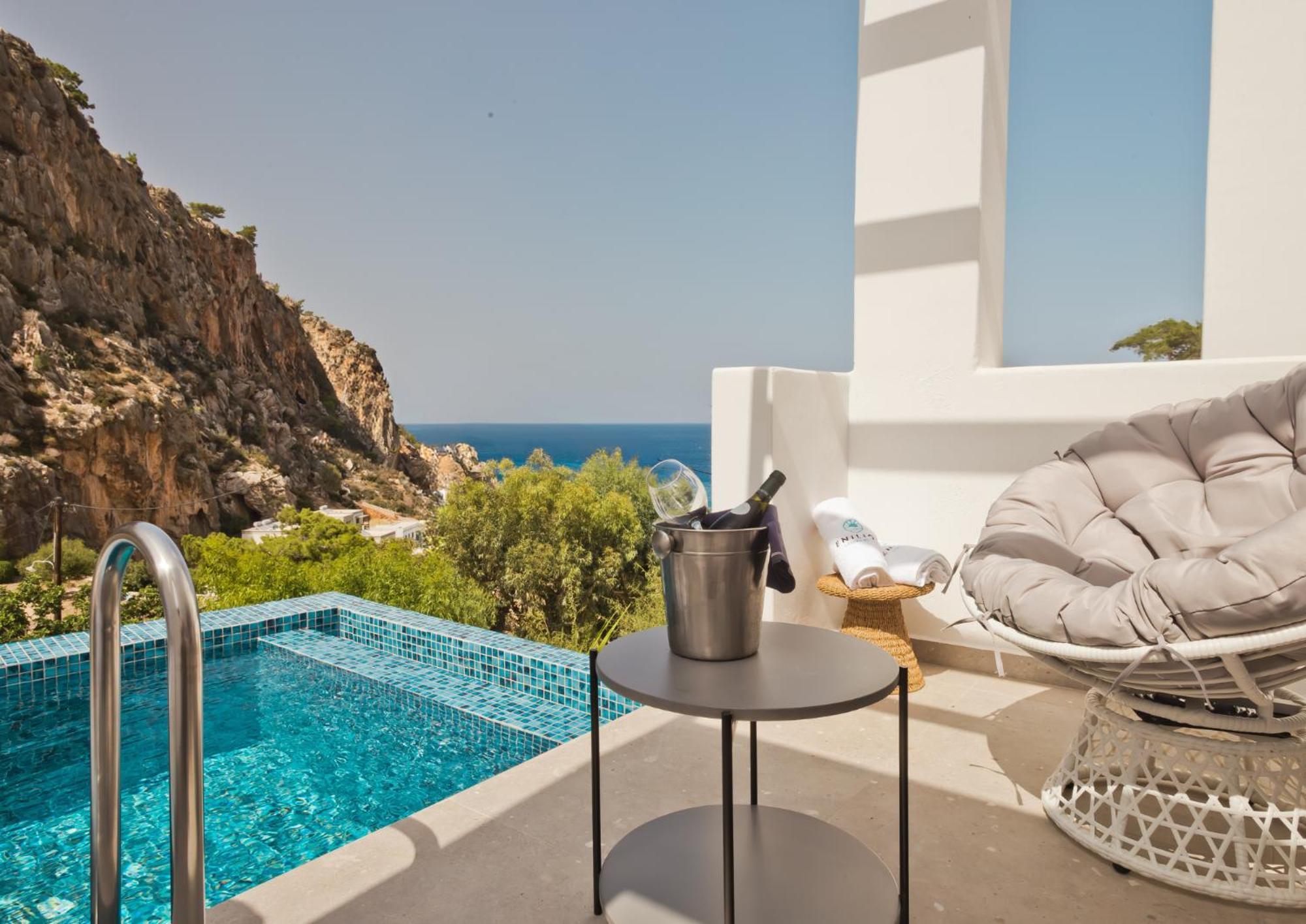 Enilion Luxury Suites Kyra Panagia Buitenkant foto